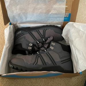 Xero Shoes - Xcursion Fusion Hiking Boots - Asphalt - MEN 6.5/WOMEN 8 mislabeled